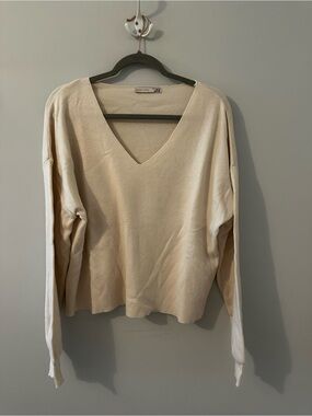 Women's Cream V-Neck Sweater — Classic Lightweight Knit